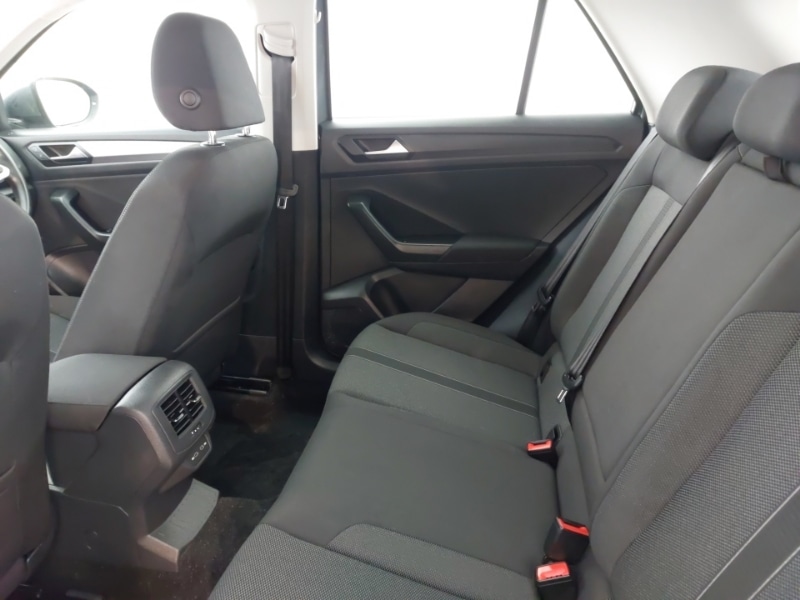 Used Volkswagen T-Roc 2023 for sale - 76455853: Photo 6