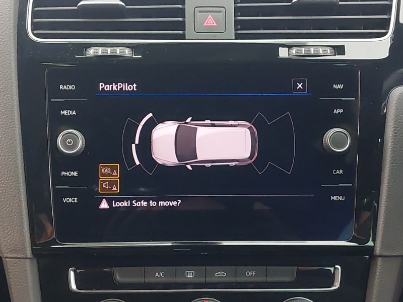 Used Volkswagen Golf 2019 for sale - 77922099: Photo 11