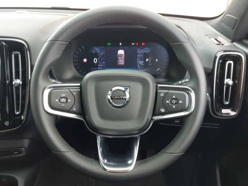 Used Volvo XC40 2025 for sale - 77338535: Photo 13