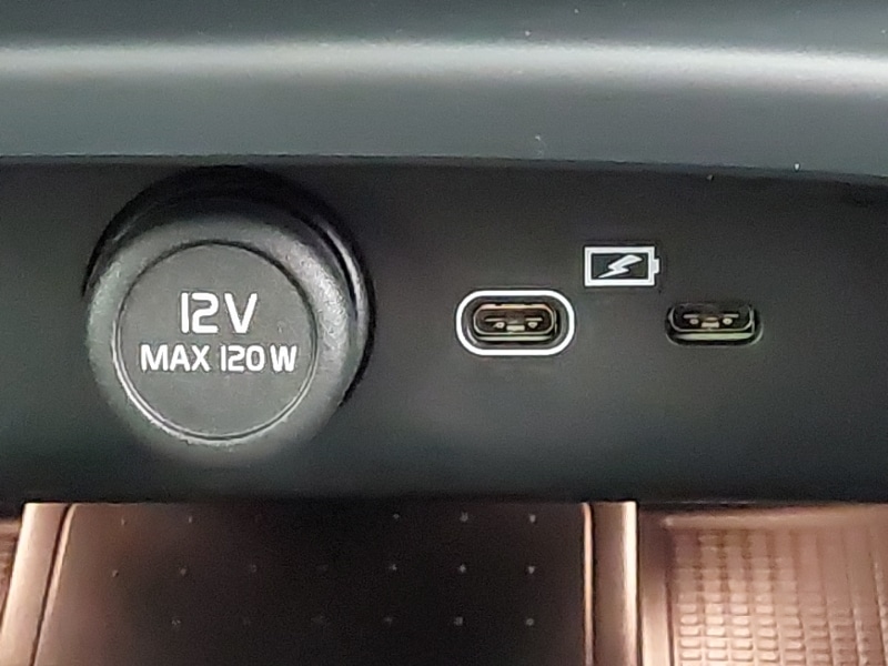 Used Volvo XC40 2025 for sale - 77338535: Photo 17