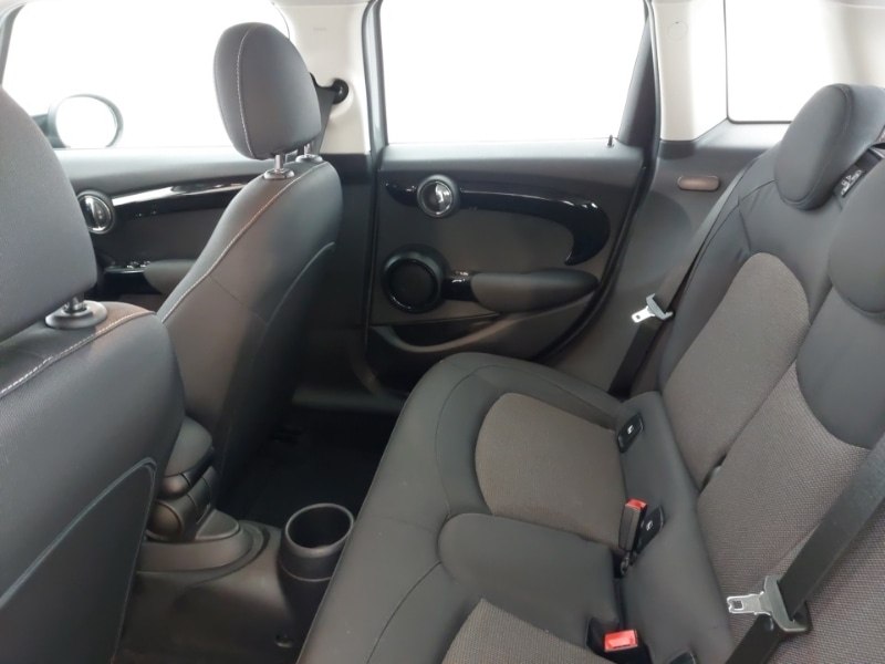 Used MINI Hatch 2021 for sale - 76589377: Photo 6