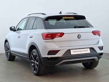 Used Volkswagen T-Roc 2021 for sale - 79382853: Photo