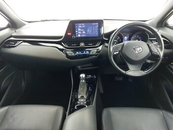 Used Toyota C-HR 2022 for sale - 78238356: Photo
