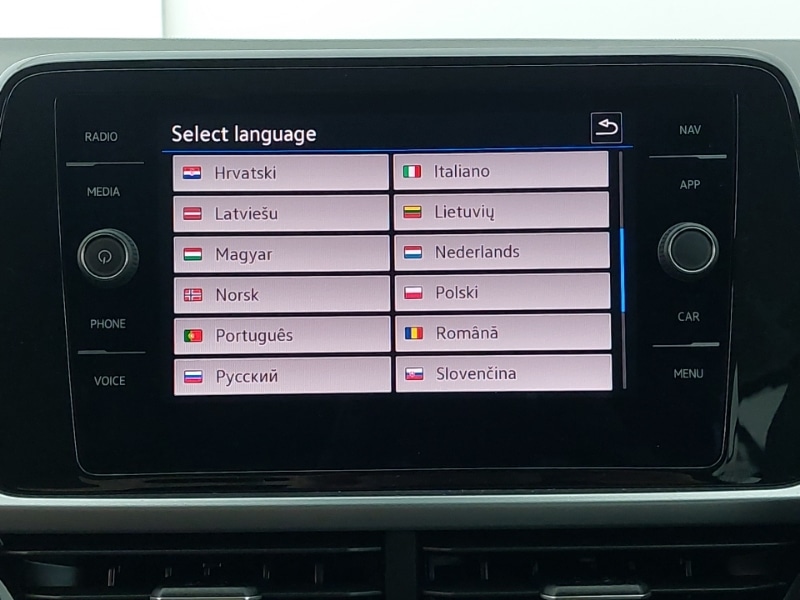 Used Volkswagen T-Roc 2025 for sale - 76897627: Photo 11