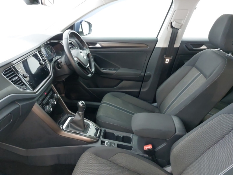 Used Volkswagen T-Roc 2018 for sale - 77596232: Photo 5