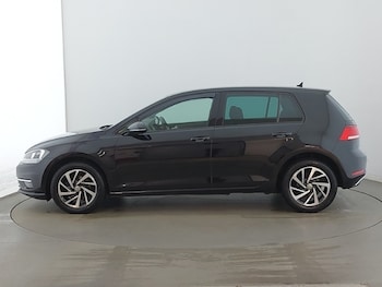 Used Volkswagen Golf 2019 for sale - 76893648: Photo