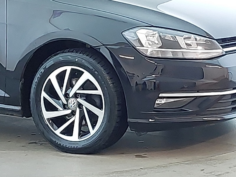 Used Volkswagen Golf 2019 for sale - 76893648: Photo 9