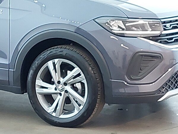 Used Volkswagen T-Cross 2024 for sale - 74933691: Photo 9