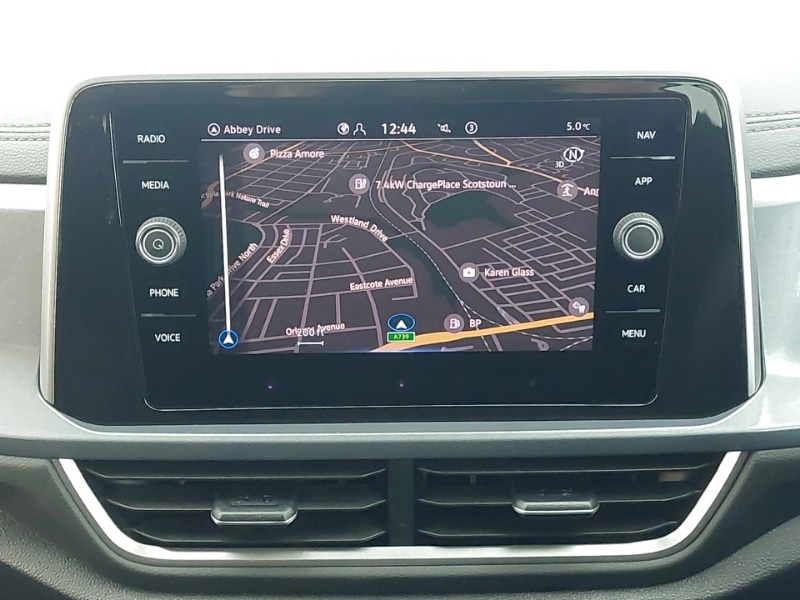 Used Volkswagen T-Roc 2022 for sale - 76651757: Photo 10