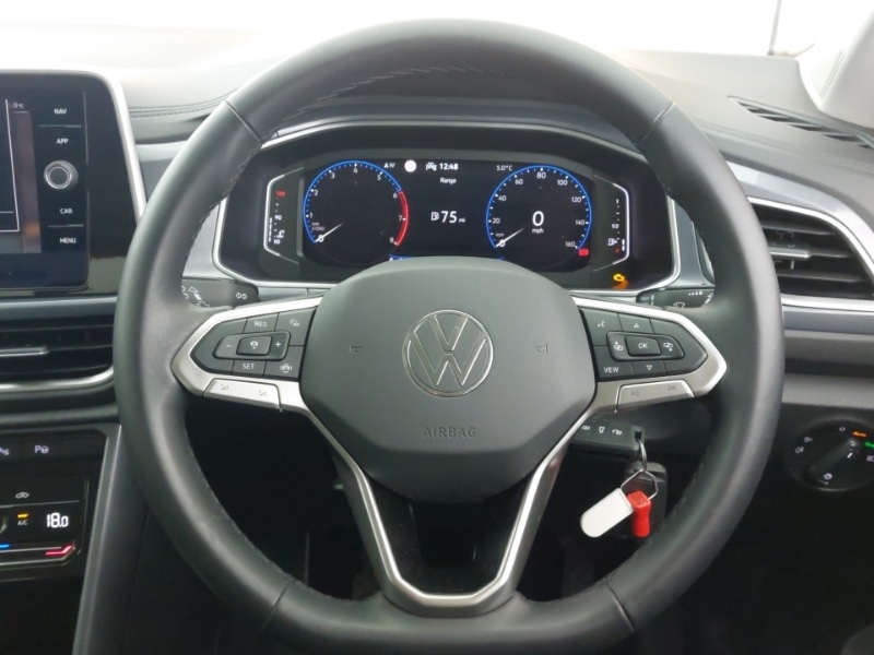 Used Volkswagen T-Roc 2022 for sale - 76651757: Photo 13