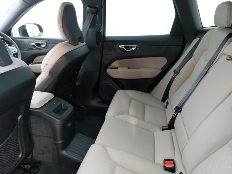 Used Volvo XC60 2025 for sale - 76537269: Photo 6