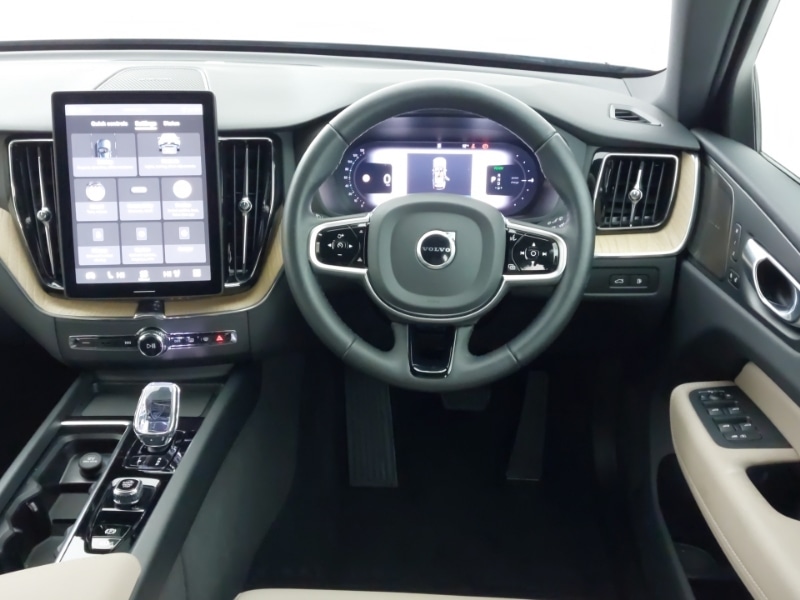 Used Volvo XC60 2025 for sale - 76537269: Photo 7