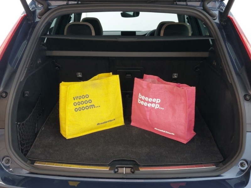 Used Volvo XC60 2025 for sale - 76537269: Photo 8