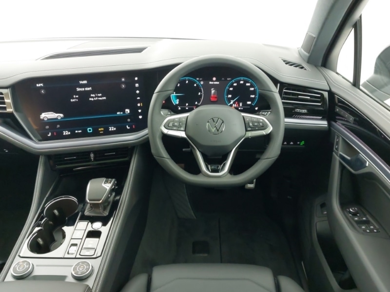 Used Volkswagen Touareg 2024 for sale - 77338261: Photo 7