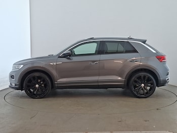 Used Volkswagen T-Roc 2019 for sale - 79231416: Photo