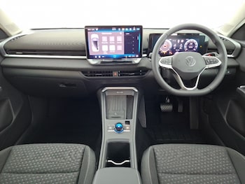 Used Volkswagen T-Roc 2026 for sale - 79274009: Photo