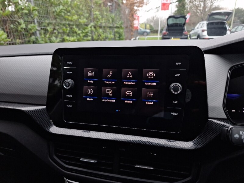 Used Volkswagen T-Cross 2024 for sale - 77366503: Photo 10