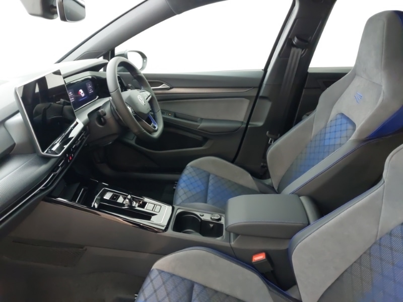 Used Volkswagen Golf 2025 for sale - 76763780: Photo 5