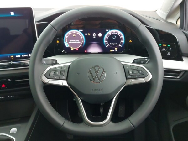 Used Volkswagen Golf 2024 for sale - 75506335: Photo 13