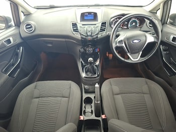 Used Ford Fiesta 2016 for sale - 79207535: Photo
