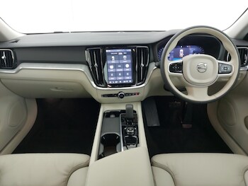 Used Volvo V60 2025 for sale - 77197642: Photo