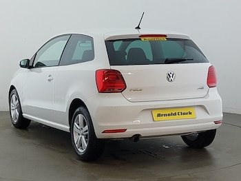 Used Volkswagen Polo 2016 for sale - 76571561: Photo