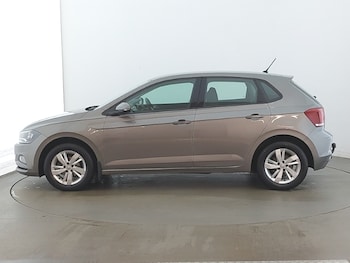 Used Volkswagen Polo 2018 for sale - 77347652: Photo