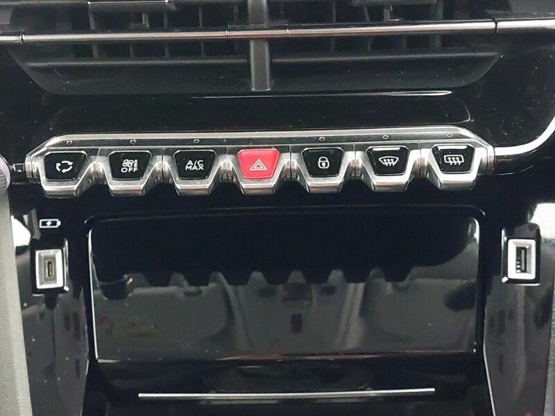 Used Peugeot 2008 2022 for sale - 77987613: Photo 16