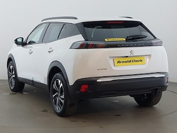 Used Peugeot 2008 2022 for sale - 77987613: Photo