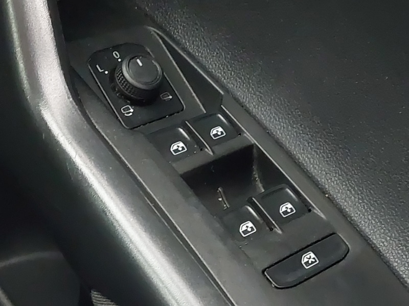 Used Volkswagen Polo 2023 for sale - 77108097: Photo 19