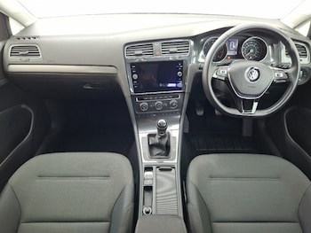 Used Volkswagen Golf 2019 for sale - 78865647: Photo