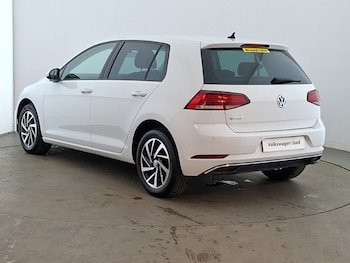 Used Volkswagen Golf 2019 for sale - 78865647: Photo
