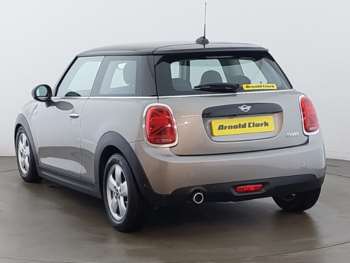 Used MINI Convertible 2019 for sale - 74793228: Photo