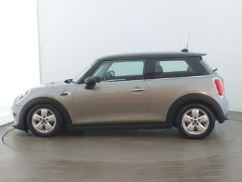 Used MINI Convertible 2019 for sale - 74793228: Photo