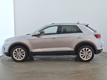 Used Volkswagen T-Roc 2025 for sale - 79424893: Photo