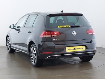 Used Volkswagen Golf 2019 for sale - 77846905: Photo