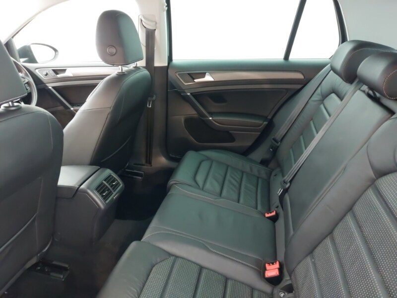 Used Volkswagen Golf 2019 for sale - 77846905: Photo 6