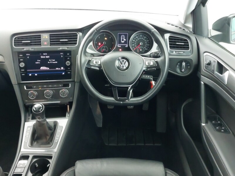 Used Volkswagen Golf 2019 for sale - 77846905: Photo 7