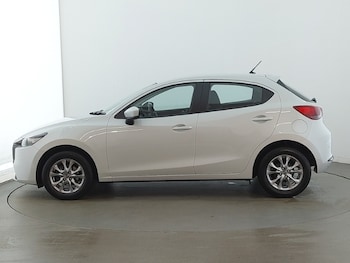 Used Mazda Mazda2 2024 for sale - 76478910: Photo