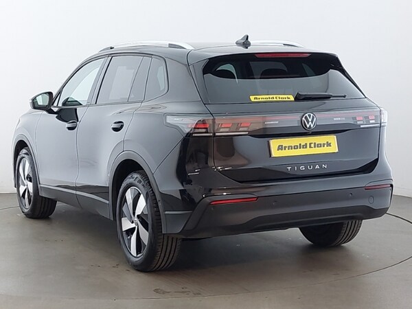 Used Volkswagen Tiguan 2024 for sale - 75386391: Photo 3