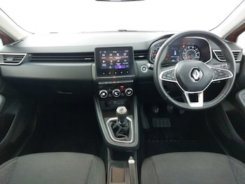 Used Renault Clio 2021 for sale - 77150393: Photo