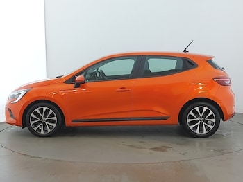 Used Renault Clio 2021 for sale - 77150393: Photo