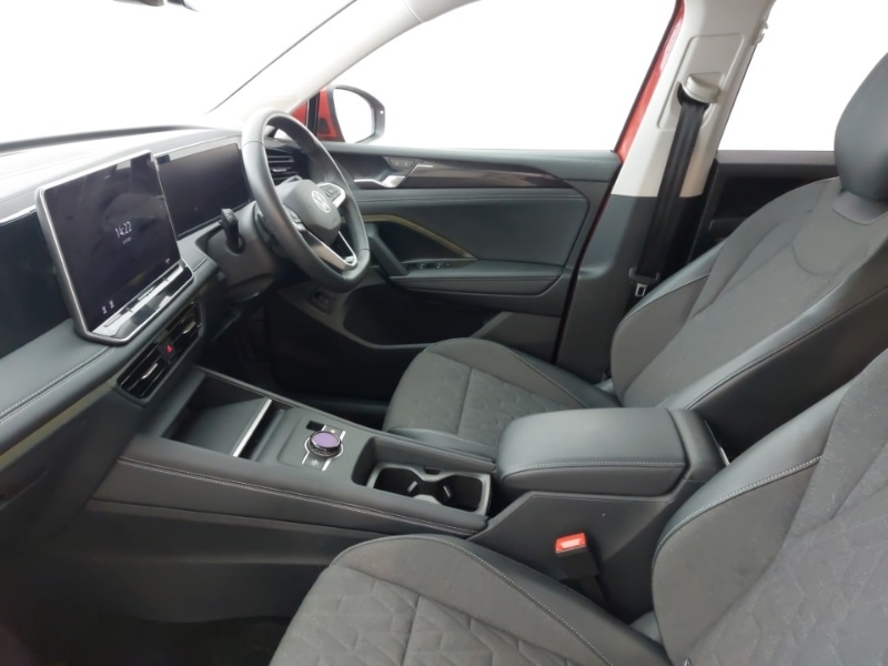 Used Volkswagen Tiguan 2024 for sale - 76373196: Photo 5