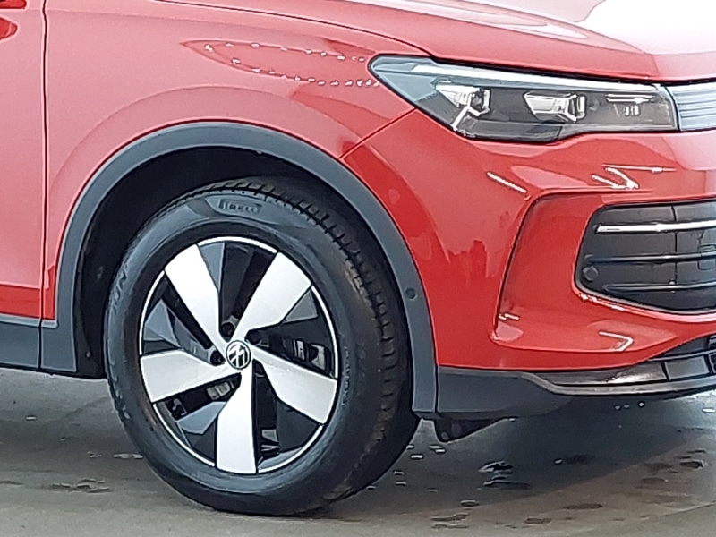 Used Volkswagen Tiguan 2024 for sale - 76373196: Photo 9