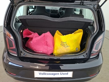 Used Volkswagen up! 2018 for sale - 79006800: Photo