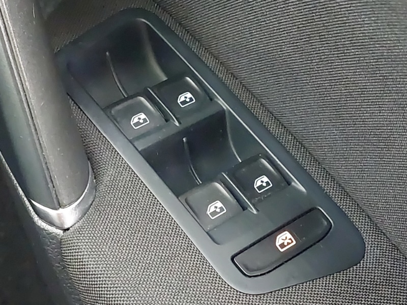 Used Volkswagen Golf 2020 for sale - 77674390: Photo 19