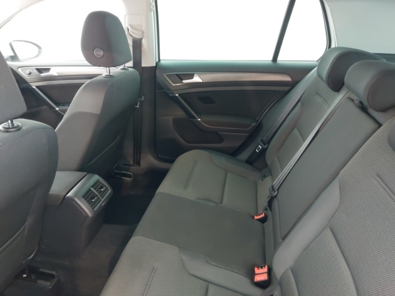 Used Volkswagen Golf 2020 for sale - 77674390: Photo 6