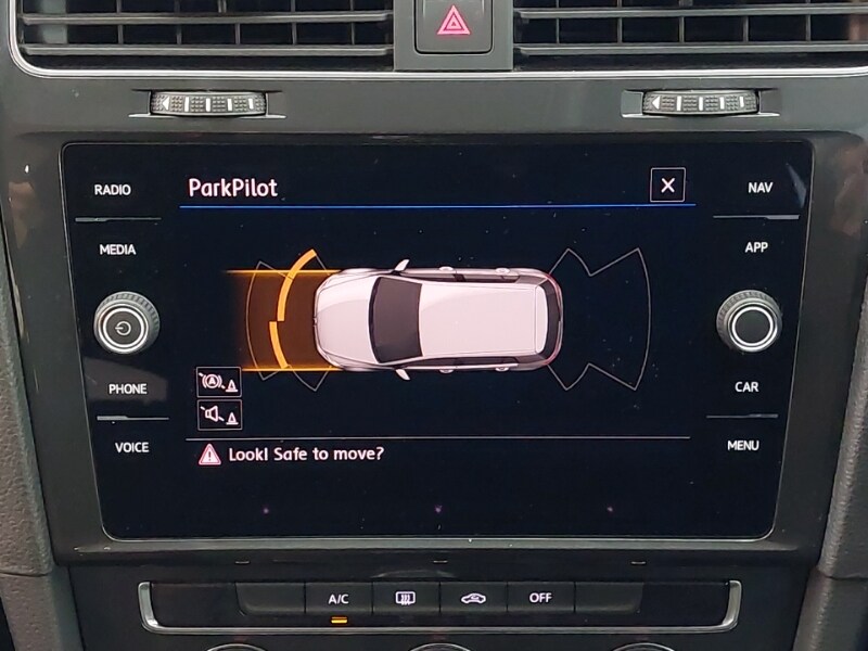 Used Volkswagen Golf 2018 for sale - 76763702: Photo 11