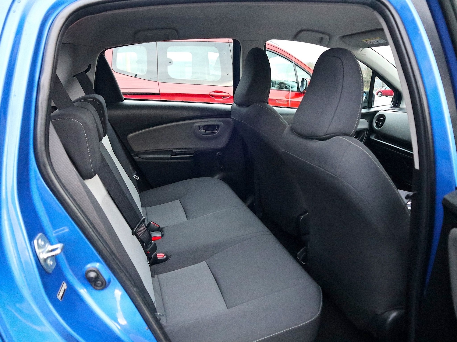 Used Toyota Yaris 2019 for sale - 77154623: Photo 4