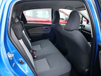 Used Toyota Yaris 2019 for sale - 77154623: Photo